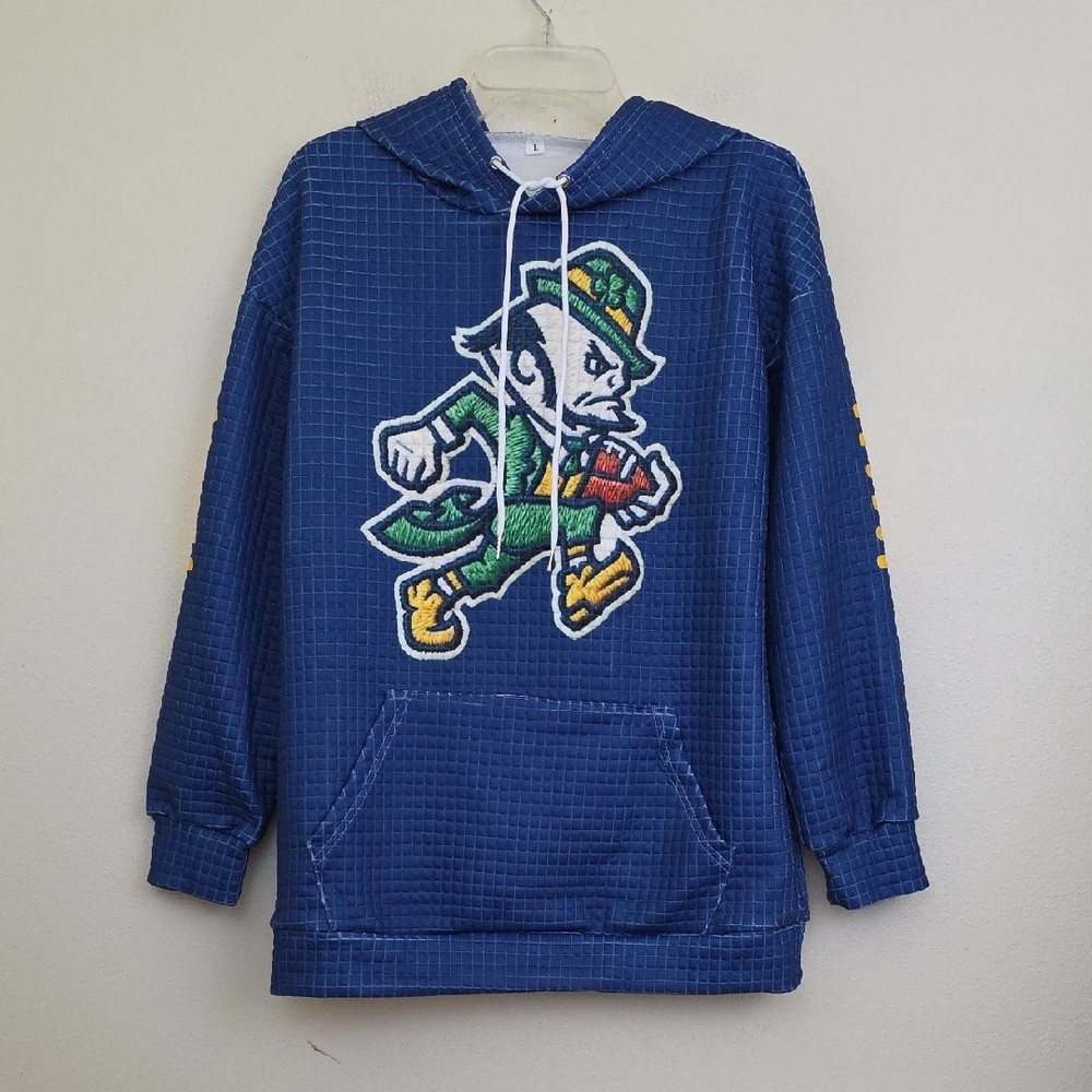 NWOT Blue Hoodie Long Sleeve Irishman Leprechaun Graphic St. Patricks Day L
